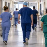 Siedem miesięcy bez budżetu w Irlandii Północnej – pracownicy ochrony zdrowia tracą cierpliwość