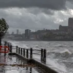 Sztorm „Boelo” w Merseyside – w niedzielę 25 października zamknięte Knowsley Safari Park i katedra w Liverpoolu, festiwal River of Light znów odwołany